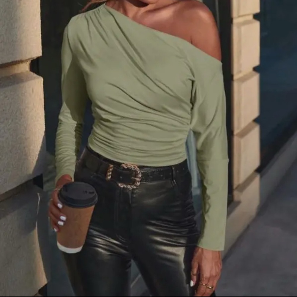 Stylish Sage Green One-Shoulder Long Sleeve Top